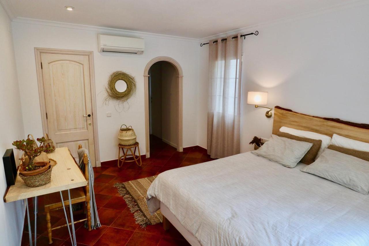 Отель La Casa Menorca Феррериас Экстерьер фото